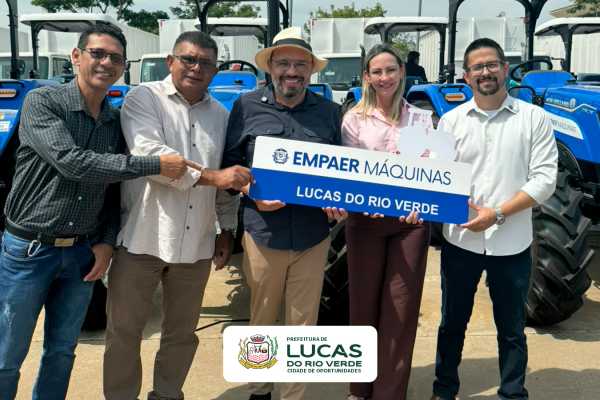 Lucas do Rio Verde recebe trator agrícola do Governo de Mato Grosso